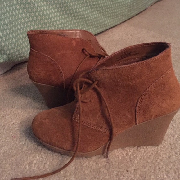 Suede lace-up wedges