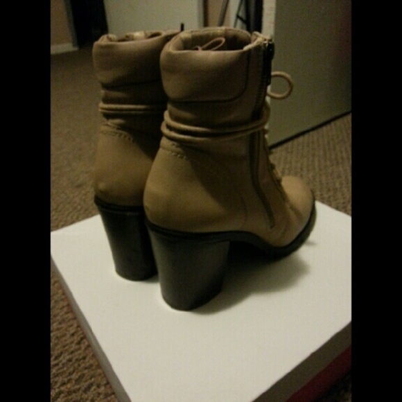 Boots - Picture 2 of 3