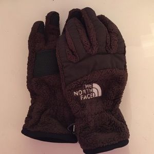Kids size large gloves!