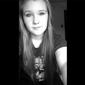 Meet your Posher, Carly