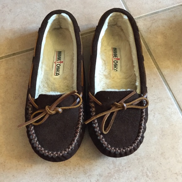 Minnetonka Shoes - moccasins