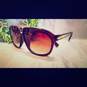 LOUIS VUITTON Glasses