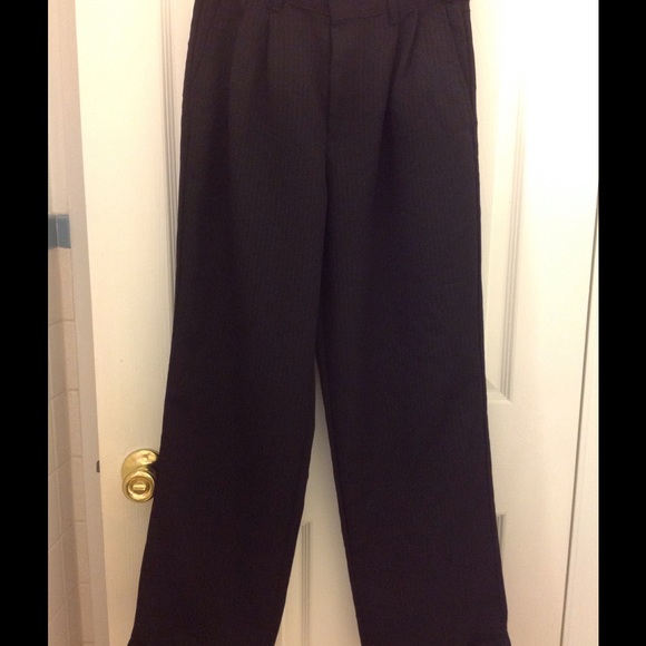 A set - Picture 3 of 4