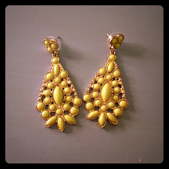 Lime green dangled earrings