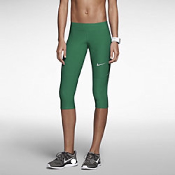 ✨New Listing✨Nike Filament Women's Running Capris