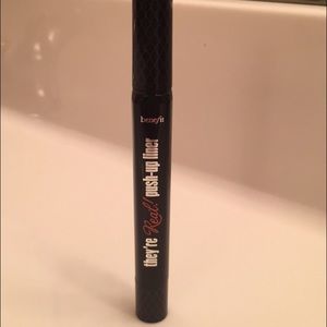 Benefit They're real push-up liner