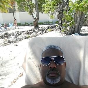 Meet your Posher, Lee