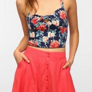 ✨FLASH SALE✨Retro Floral Tie Front Crop Top