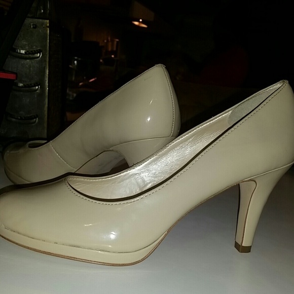 Cute nice and classic shoes - Picture 3 of 4