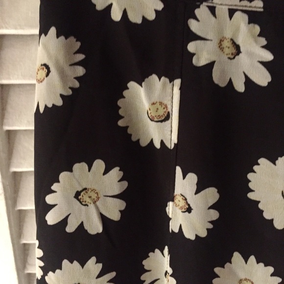 Lucca Couture Famous Daisy Maxi Skirt - Picture 5 of 5