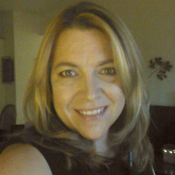 Meet your Posher, Angie - Picture 1 of 1
