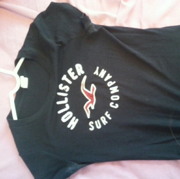 Hollister shirt