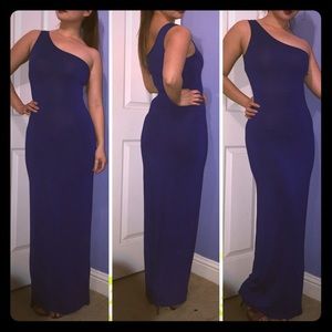 One shoulder maxi dress. Mermaid style.
