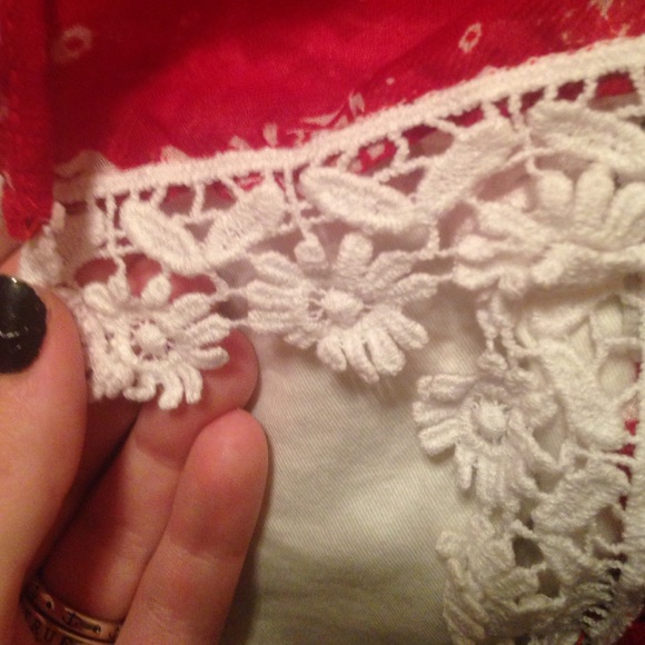 Cover up - Picture 3 of 3