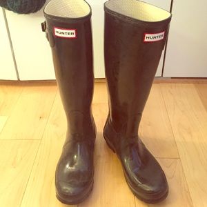 Black Tall Hunter Boots