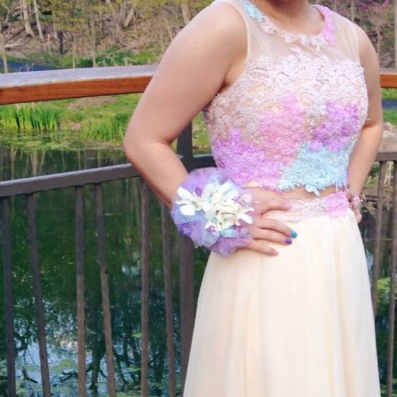 ***SOLD*** 2 Piece Prom Dress - Picture 3 of 4