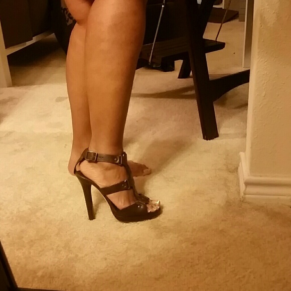 Jimmy Choo "Prize" Gladiator Sandal - Picture 4 of 4