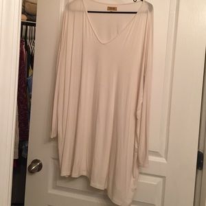 V-neck piko dress