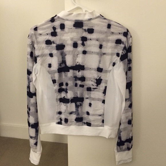 Lululemon Noir II Jacket - Picture 3 of 4