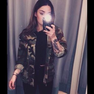 Meet your Posher, Ellen