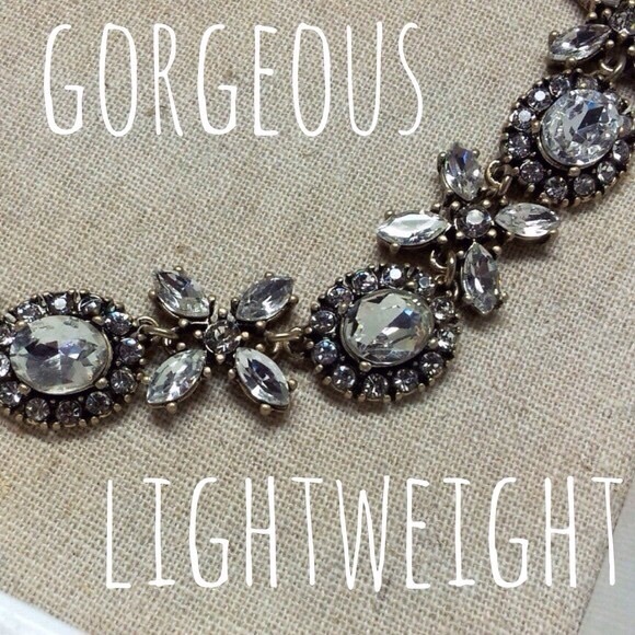 Jewelry | Crystal delicate xoxo necklace - Picture 4 of 4