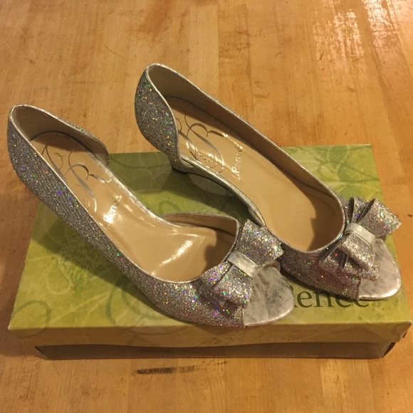 Metallic Silver J Renee Bow Wedges Size 11