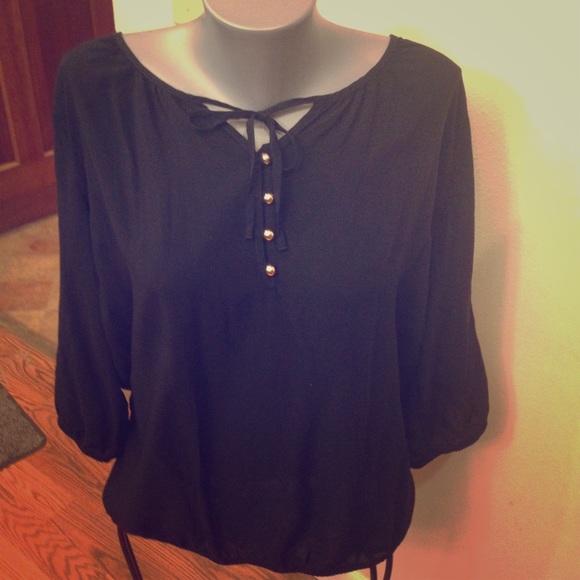 ❤️Black gold button & tie , 3/4 sleeve tunic