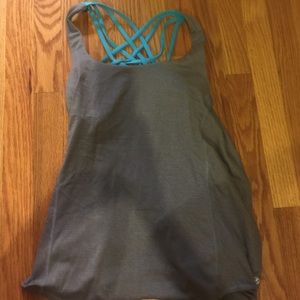 Lululemon workout top with built in bra