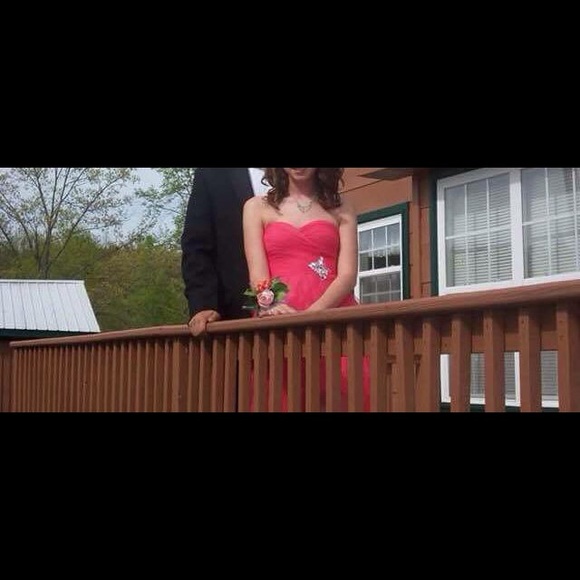 Prom Dress - Picture 1 of 4
