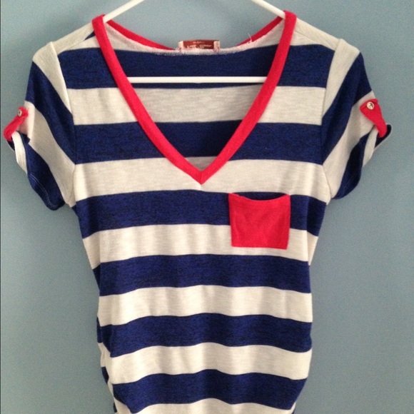Maternity tee/blouse