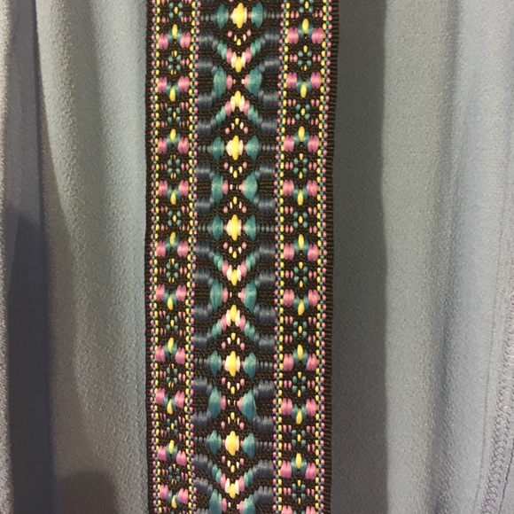 Halter top open back - Picture 3 of 3