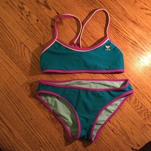 Athletic reversible bikini