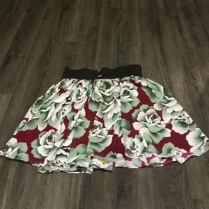 Floral patterned silk vintage skirt