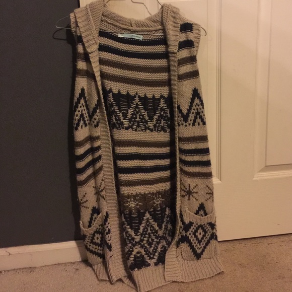 Ethnic print sweater vest