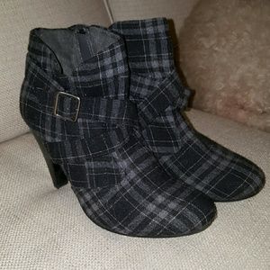 Diba heeled booties