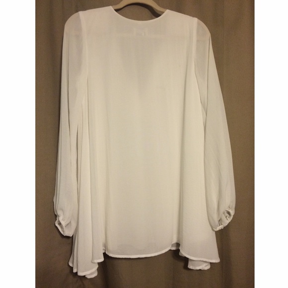 Show Me Your Mumu White Jamie Tunic Small - Picture 3 of 4