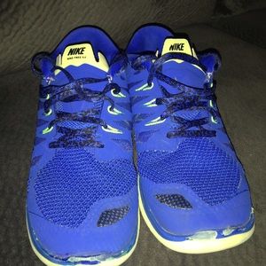 Youth Nike Free 5.0 Make An Offer!