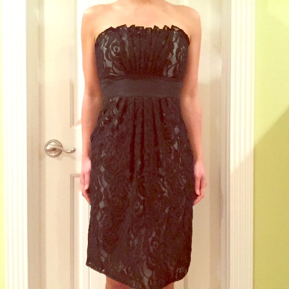 White House Black Market Lace Strapless Dress - Picture 1 of 2