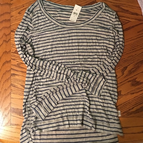 Lou and Berry brand new light weight long sleeve - Picture 1 of 2