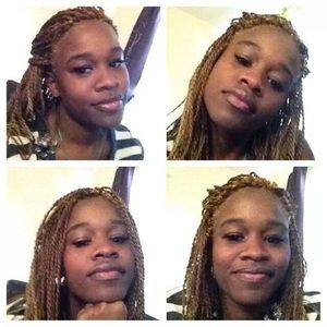 Meet your Posher, Danielle