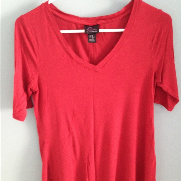 Maternity tee