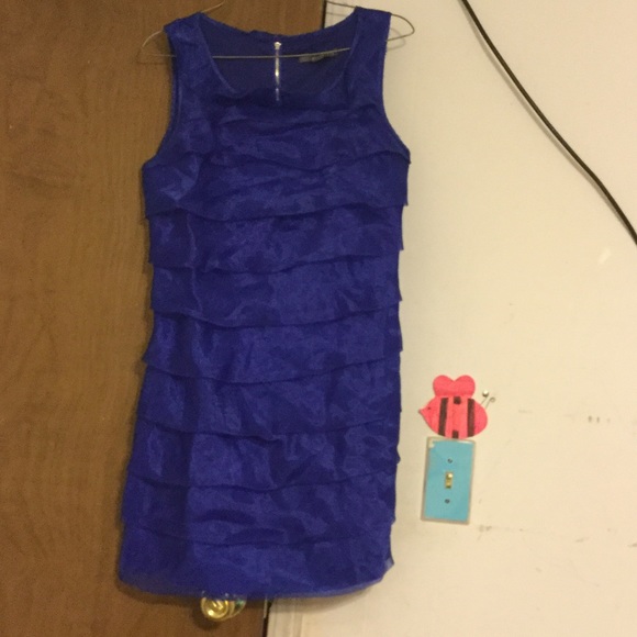 blue dress - Picture 1 of 2