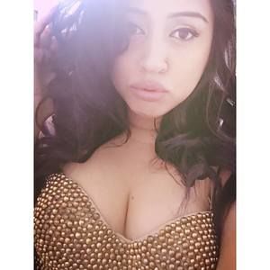 Meet your Posher, Isabel