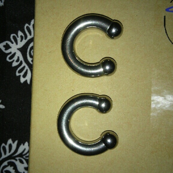 Size 2 gauges