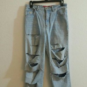 High Waisted Torn Jeans