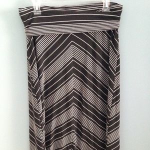 Maternity skirt