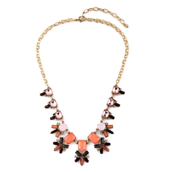 🆕 Warm Crystal Statement Necklace - Picture 2 of 4