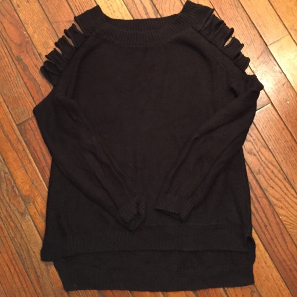 Forever 21 shoulder cutout sweater