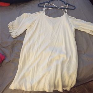White dress cross cross back crochet sleeves SZ XL