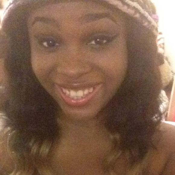 Meet your Posher, Nikki